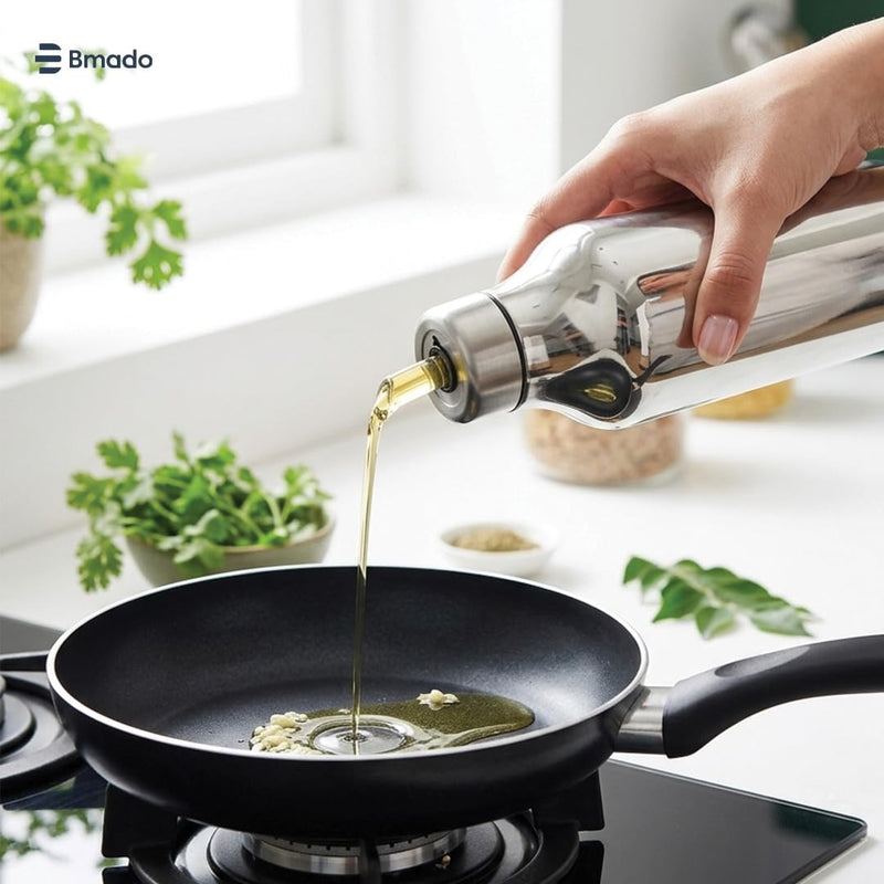 Bmado Stainless Steel Oil Dispenser 1 Litre | Leak Proof Oil Pourer with Anti-Drip Spout | Premium Kitchen Oil Container for Cooking Oil, Vinegar, Ghee & Liquid Seasonings | Silver